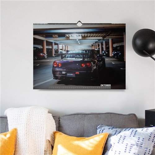 ChromeCars® Wandkalender - Nissan Skyline R34 GT-R V-spec CRS MNPIII - 2025 (DIN A2)