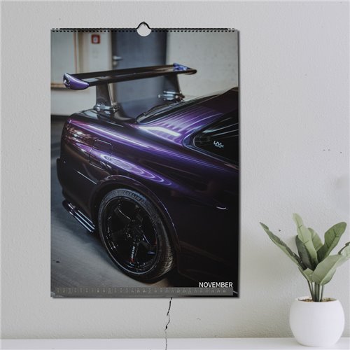 ChromeCars® Wandkalender - Nissan Skyline R34 GT-R V-spec CRS MNPIII - 2025 (DIN A2)